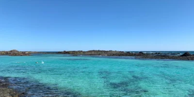 Oliva Spanien Blauhai greift Schwimmer an Oliva spanien blauhai greift schwimmer an